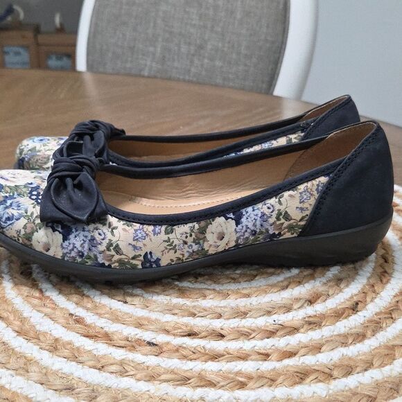 Hotter Comfort Concept Jewel Floral Bow Slip On Ballet Loafers NWOT 7.5 - Picture 3 of 9